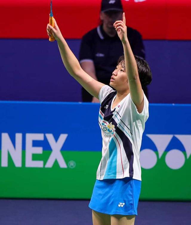 尤其是在面 尤其是在面