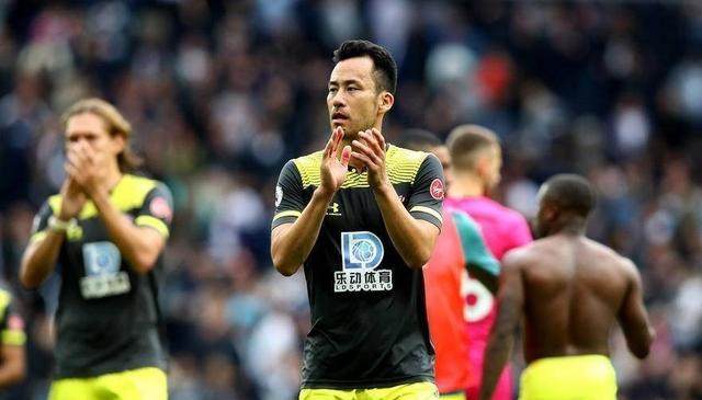 黄子宁凭借 黄子宁凭借