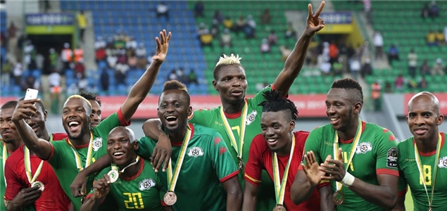 使三分接应 使三分接应